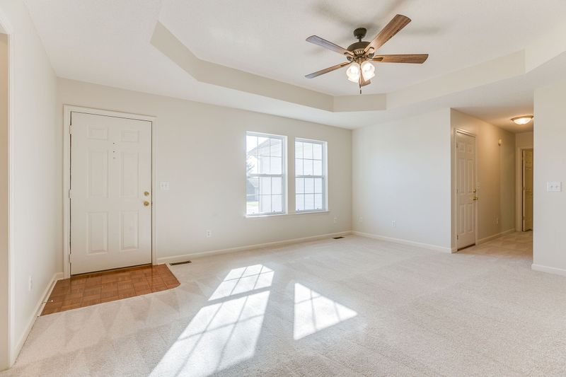 907 Lucky Cir, Murfreesboro, TN 37130