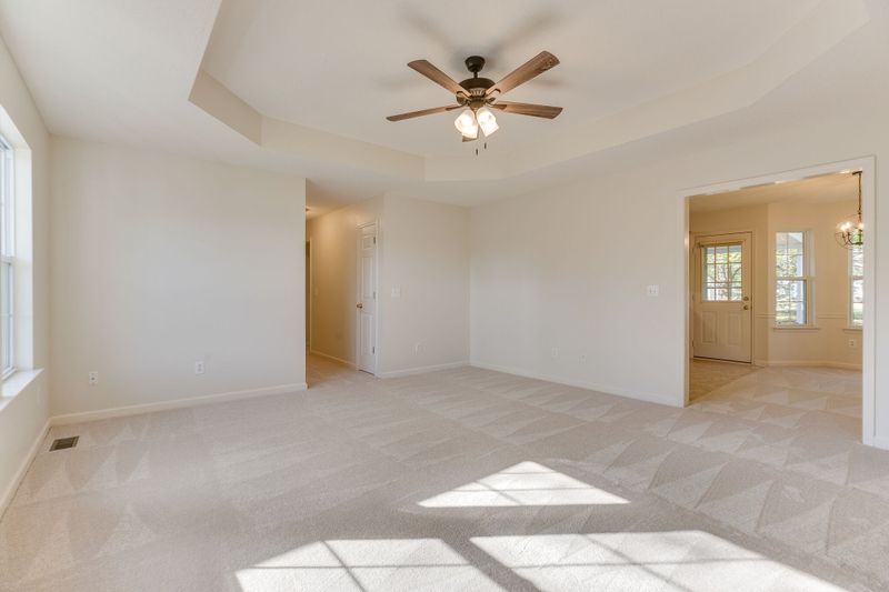 907 Lucky Cir, Murfreesboro, TN 37130