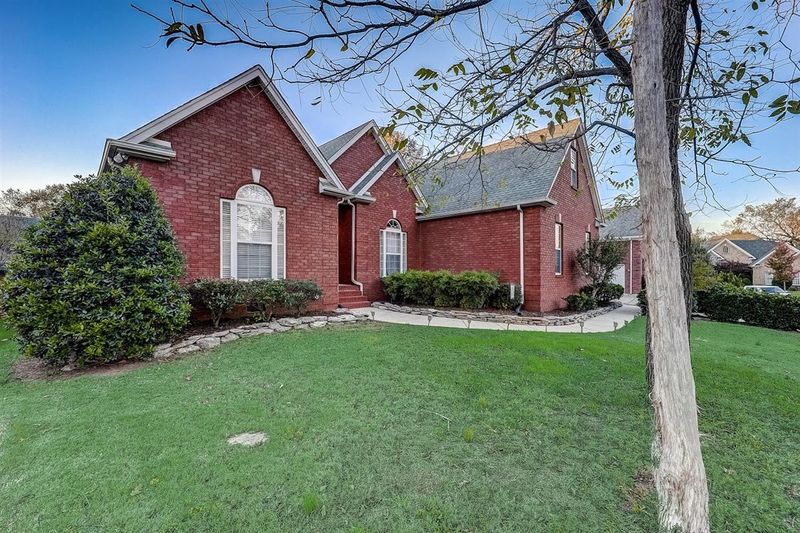 2920 Wolves Trl, Murfreesboro, TN 37127
