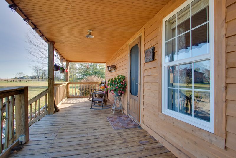 69 Switchboard Rd, Brush Creek, TN 38547