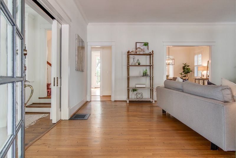 3335 Acklen Ave, Nashville, TN 37212
