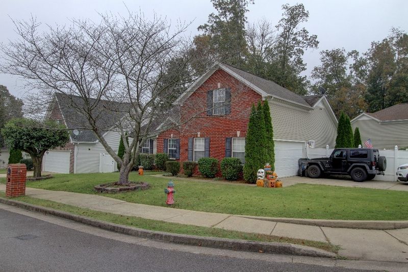 7453 E Winchester Dr, Antioch, TN 37013