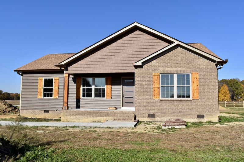 151 E Carter Rd, Portland, TN 37148