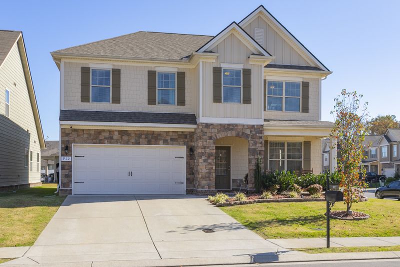 912 Manson Crossing Dr, Murfreesboro, TN 37128