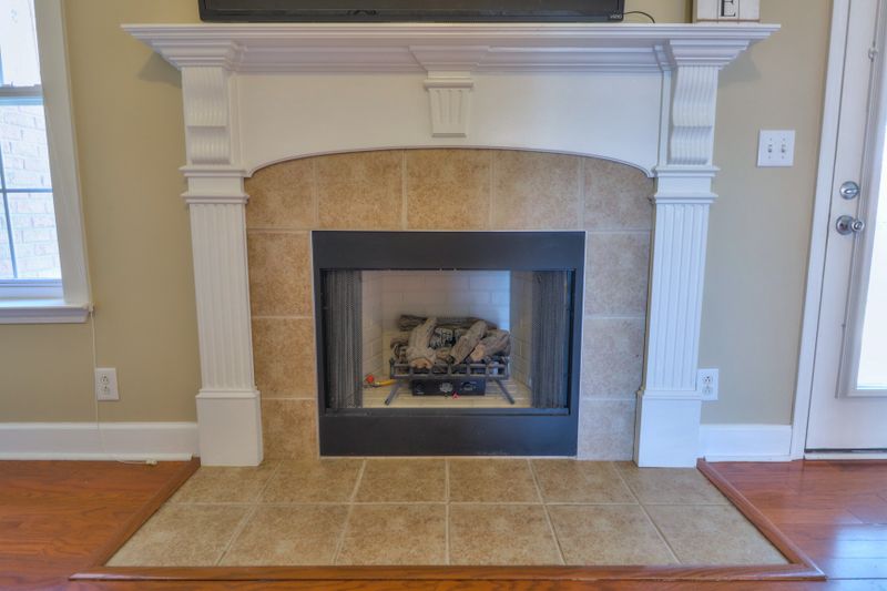 2004 Shafer Dr, Murfreesboro, TN 37128