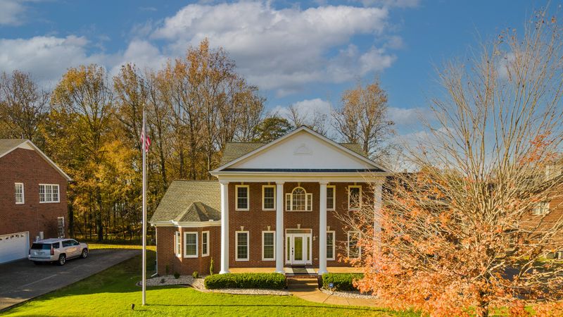 101 Shorecrest Cir, Hendersonville, TN 37075