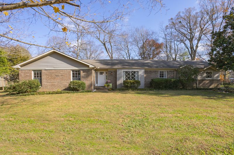 313 Abbey Ln, Franklin, TN 37067