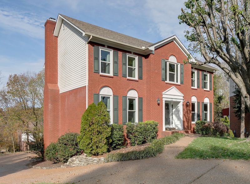 319 Saddlebridge Ln, Franklin, TN 37069