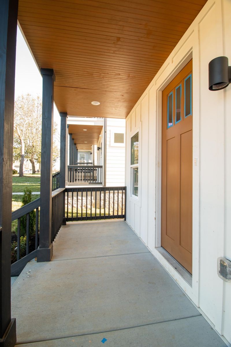 1704A Edgewood Ave, Nashville, TN 37207