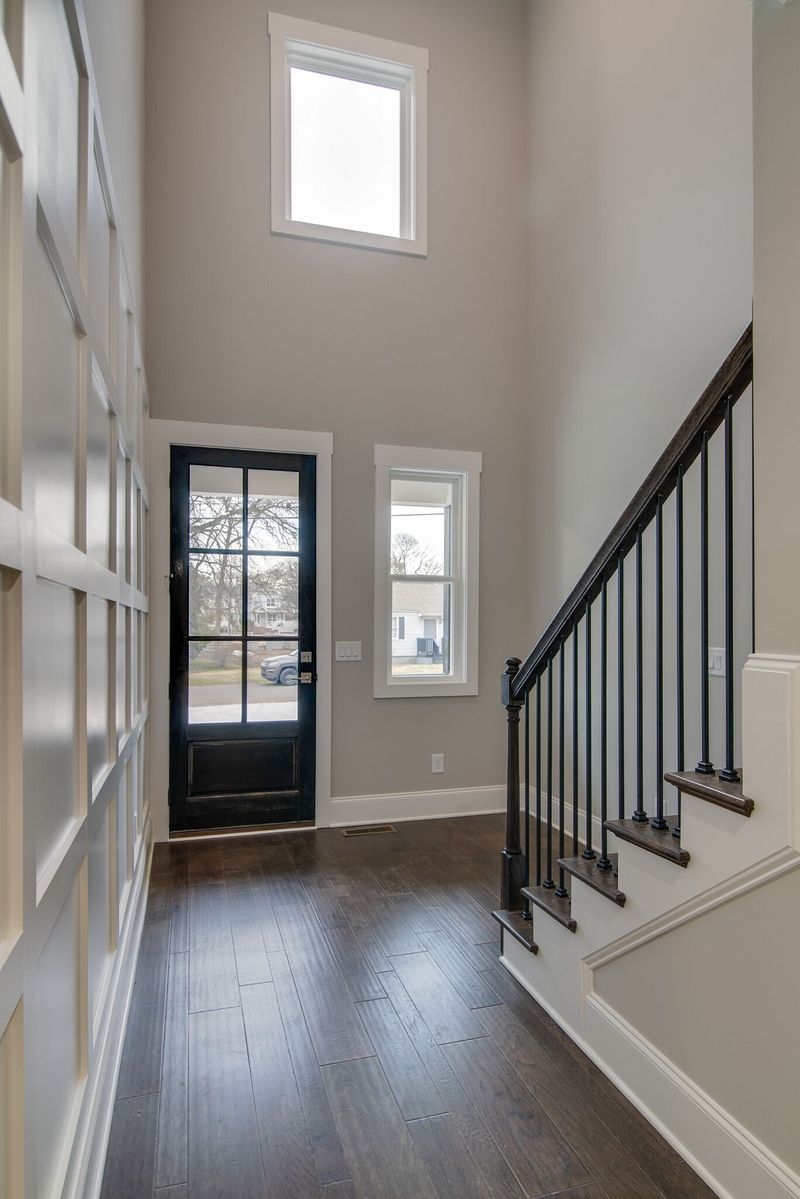 513 West Bend, Nashville, TN 37209