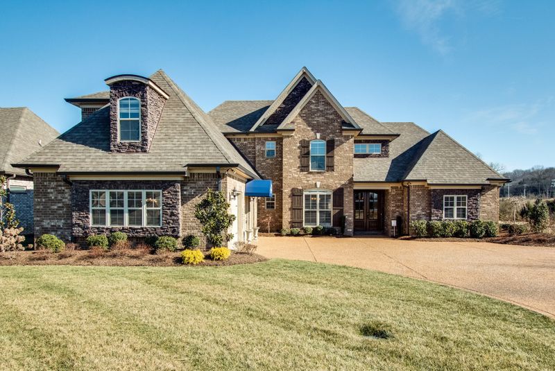 108 Mulberry Grv, Gallatin, TN 37066