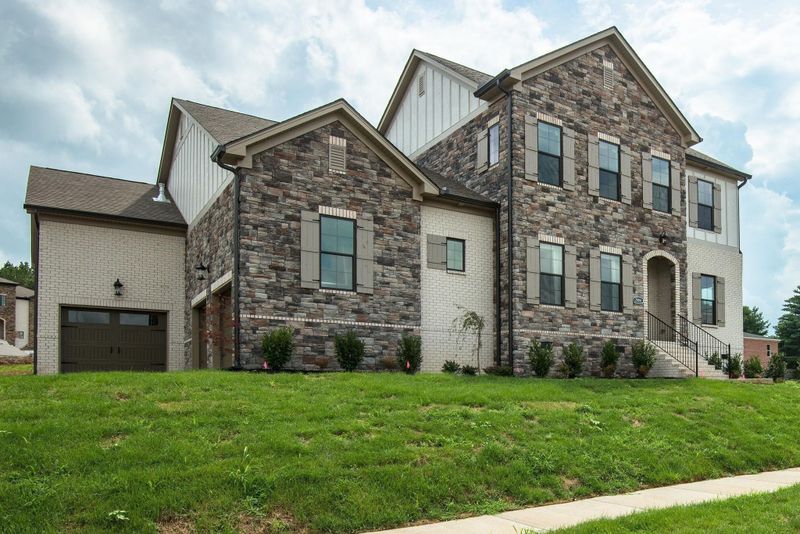2031 Orange Leaf Cir, Franklin, TN 37067