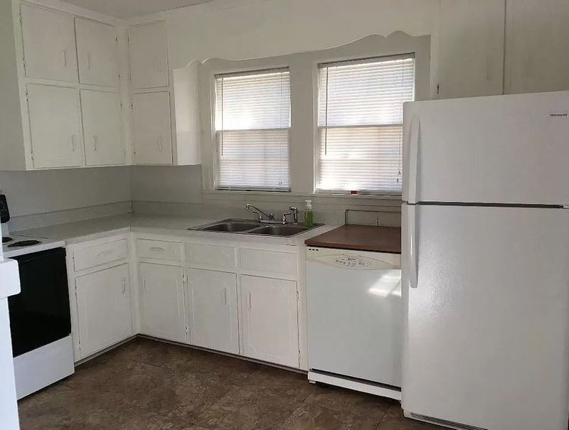 2109 Denham Ave, Columbia, TN 38401