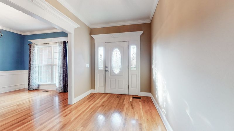 5430 Saint Ives Dr, Murfreesboro, TN 37128
