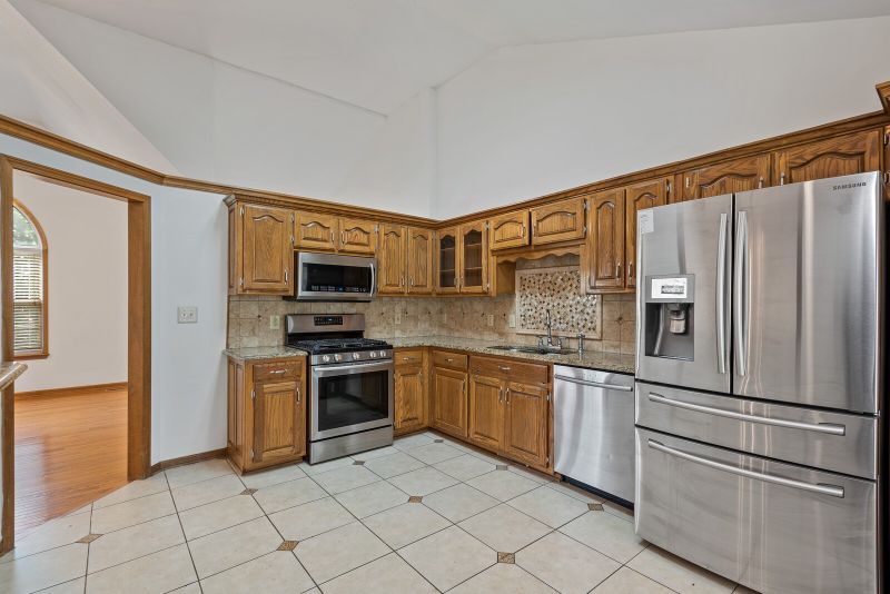 1805 Devon Dr, Spring Hill, TN 37174
