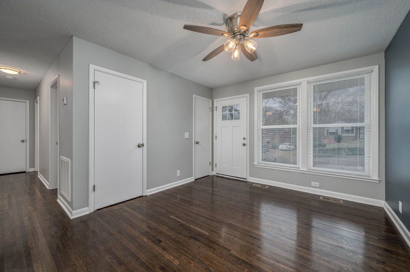 3206 Holland Ln, Nashville, TN 37218