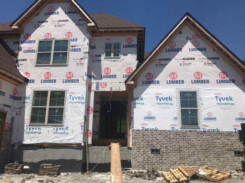 2015 Eagle View Rd S, Hendersonville, TN 37075