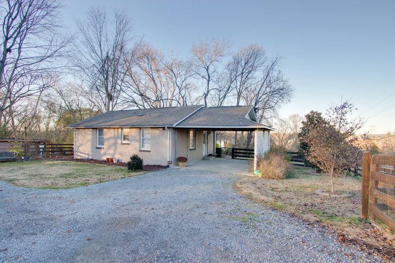 101 Hope Dr, Mount Juliet, TN 37122