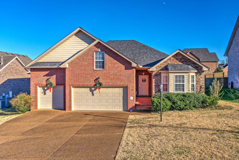 149 Normandy Dr, Mount Juliet, TN 37122