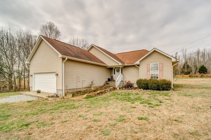 3525 Dobbins Pike, Portland, TN 37148