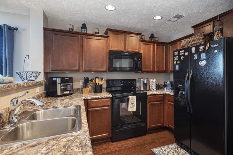 3508 Oval Hesson Ln, Murfreesboro, TN 37128