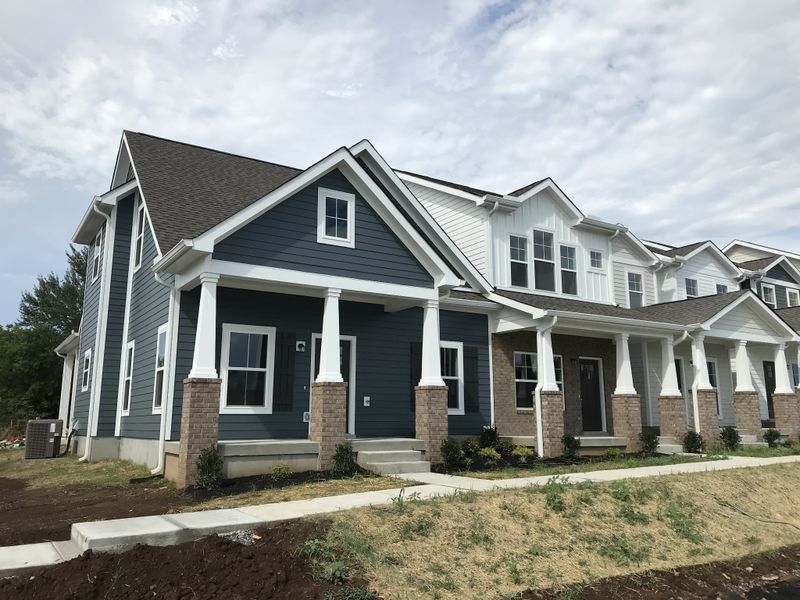 929 Ashland Place Dr, Nashville, TN 37218