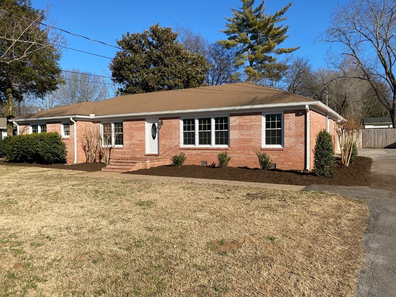 911 Kirkwood Ave, Murfreesboro, TN 37130