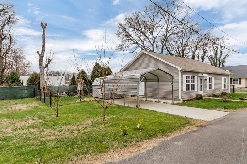 402 Vaughn St, Murfreesboro, TN 37130