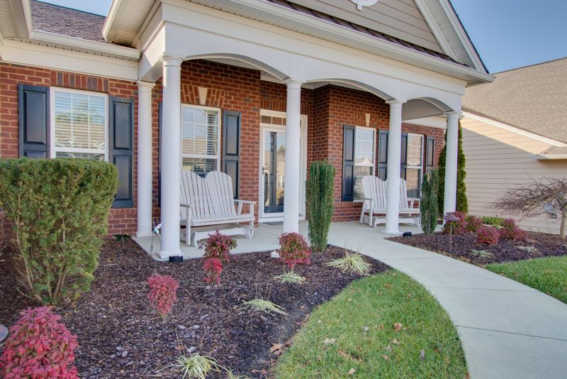 413 Schooner Ln, Mount Juliet, TN 37122