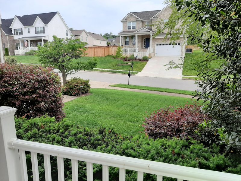 102 Sleepy Hollow Ct, Hendersonville, TN 37075