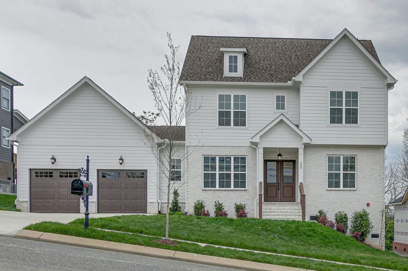 225 Circuit Rd, Franklin, TN 37064