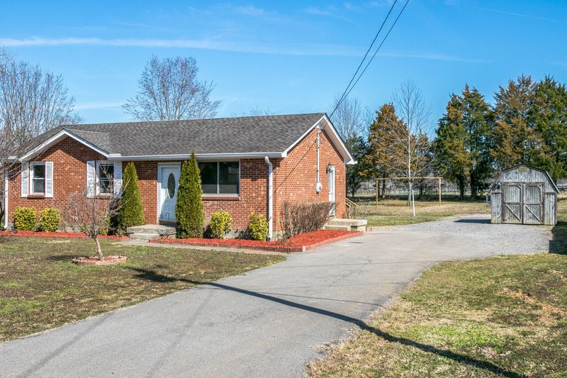 222 Meadowlark Dr, Smyrna, TN 37167