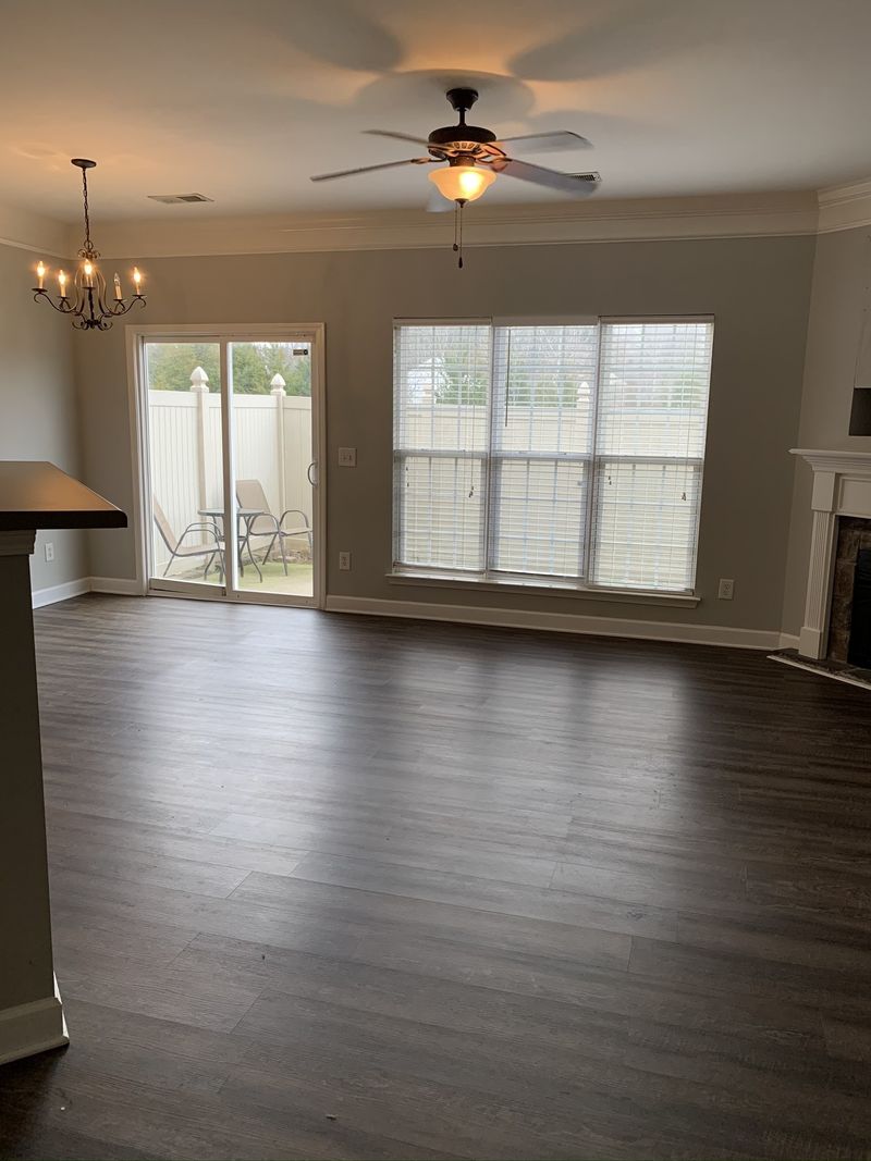 1005 Chatsworth Dr, Old Hickory, TN 37138