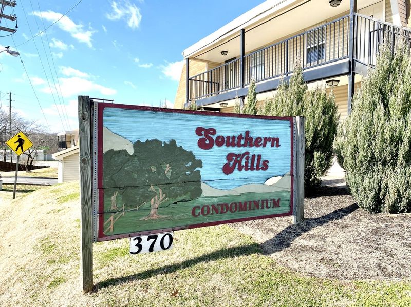 370 Wallace Rd #C2, Nashville, TN 37211