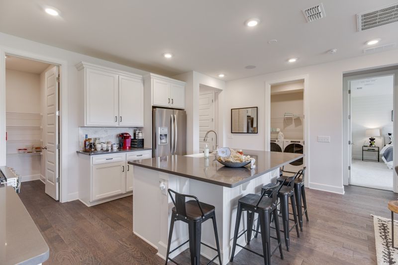 805 Old Blue Ln, Murfreesboro, TN 37130