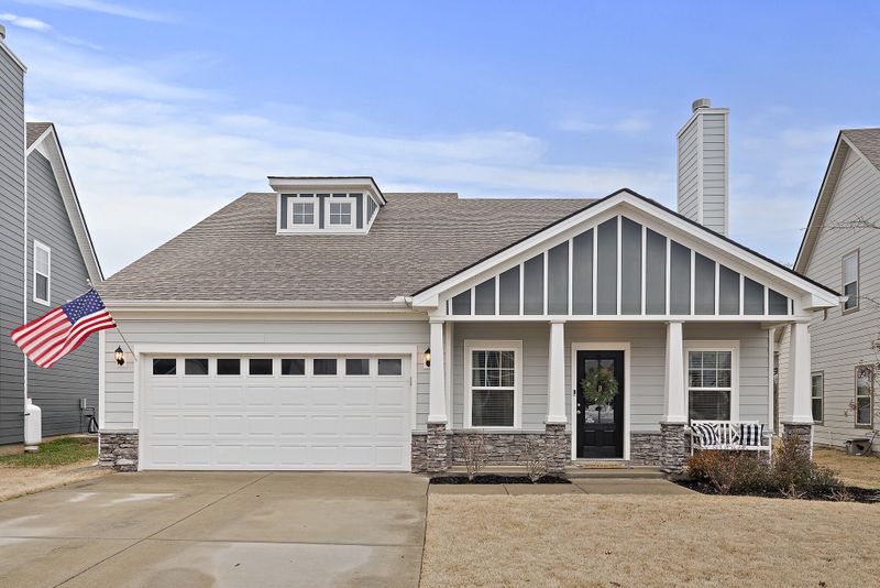 5744 Enclave Dr, Murfreesboro, TN 37128