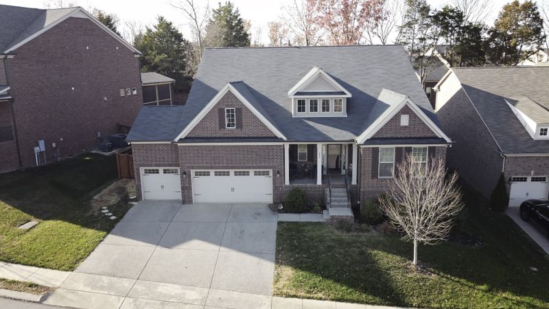 426 Valley Spring Dr, Mount Juliet, TN 37122
