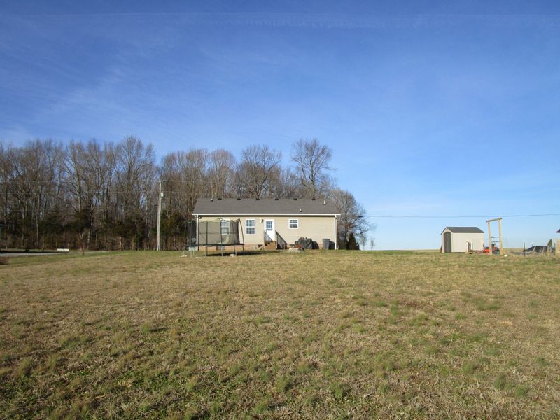 823 White Rd, Portland, TN 37148