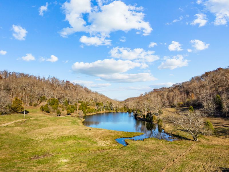 7285 Stringfellow Rd, Nashville, TN 37209