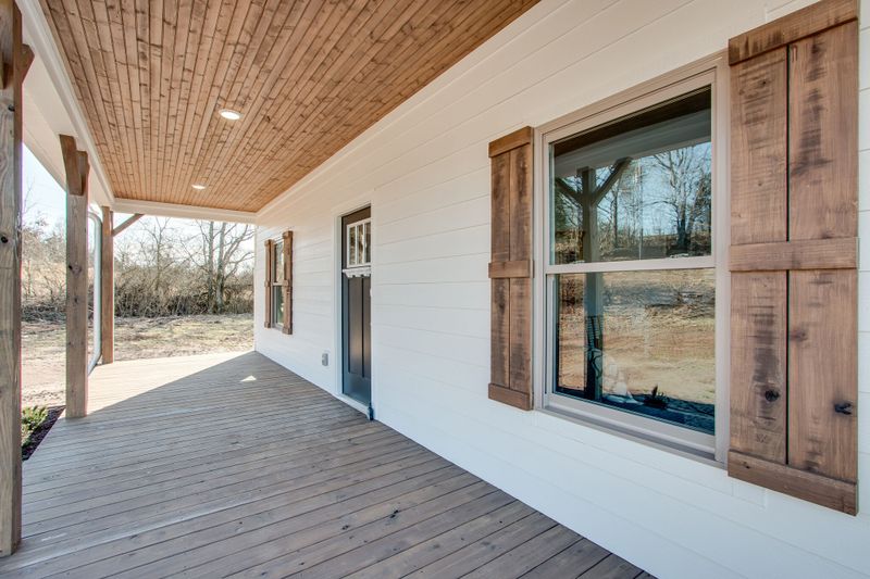 1506 S Eno Rd, Dickson, TN 37055
