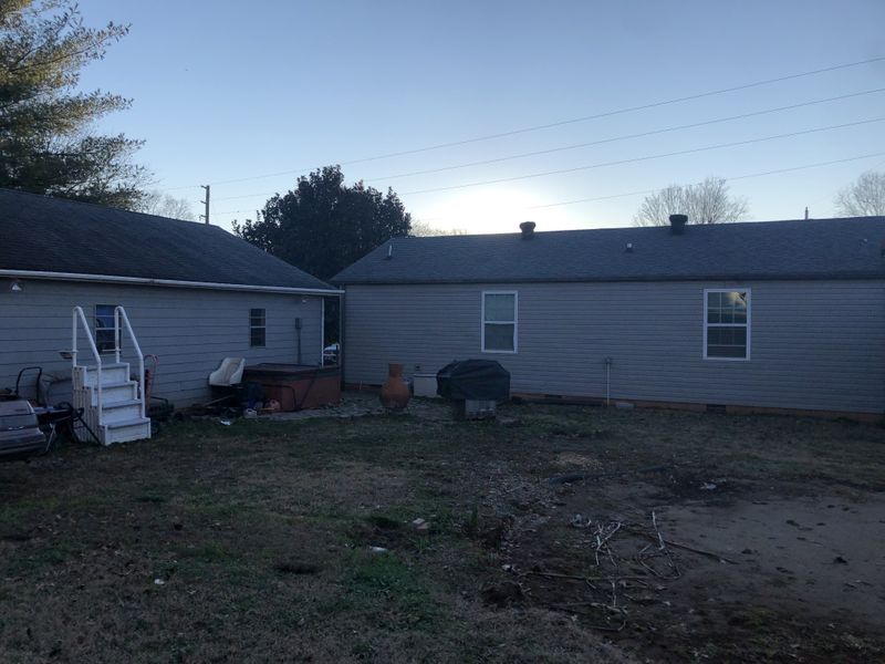 163 Brookridge Dr, La Vergne, TN 37086