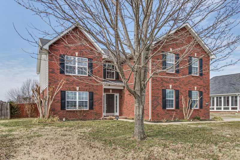 1906 Shafer Dr, Murfreesboro, TN 37128