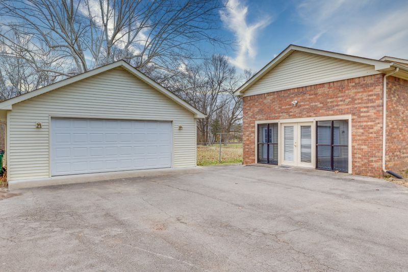 1008 Tuckahoe Dr, Madison, TN 37115