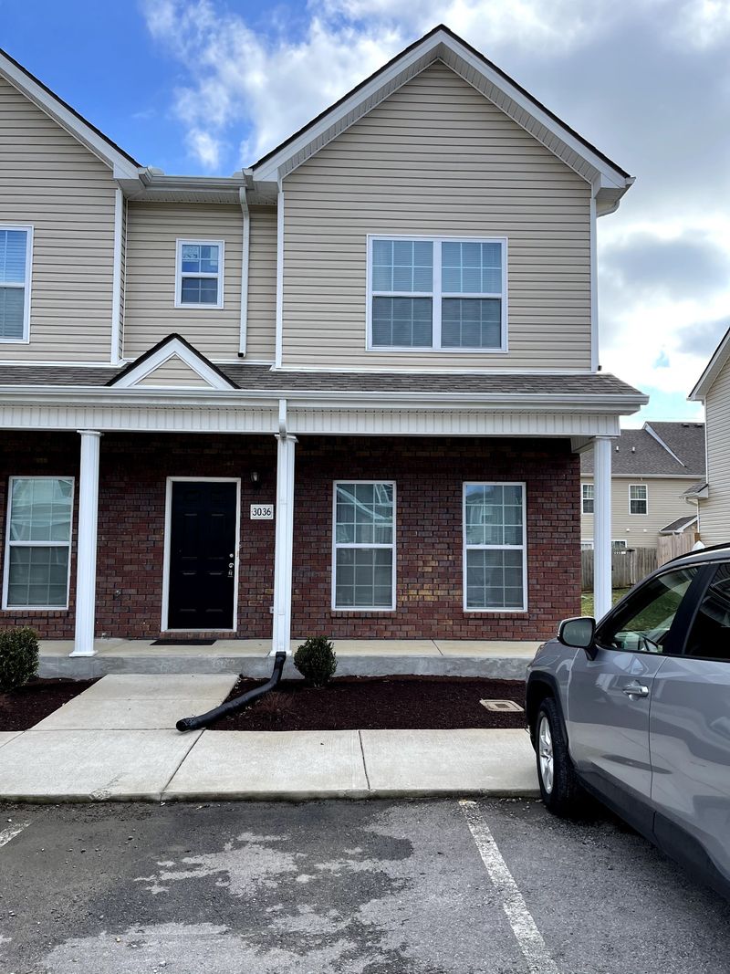 3036 Rg Buchanan Dr, La Vergne, TN 37086