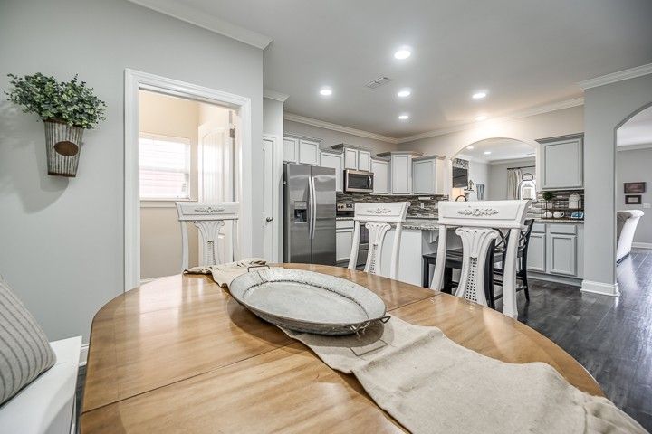 5916 Enclave Dr, Murfreesboro, TN 37128