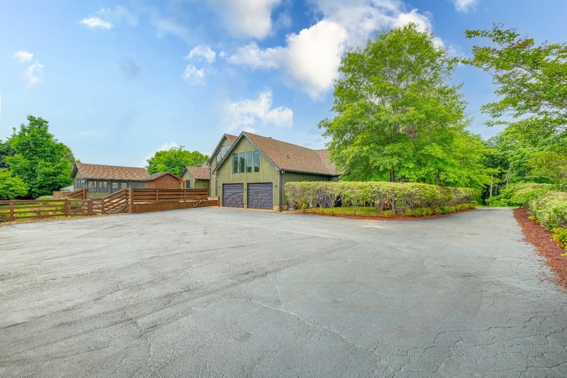 6627 Burkitt Rd, Antioch, TN 37013