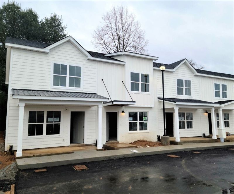 634 Hadley Village Blvd, Old Hickory, TN 37138