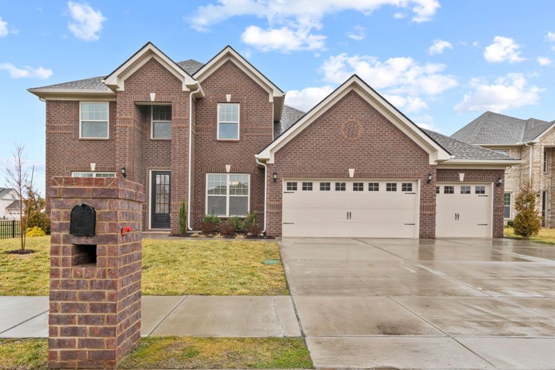 933 Covenant Blvd, Murfreesboro, TN 37128