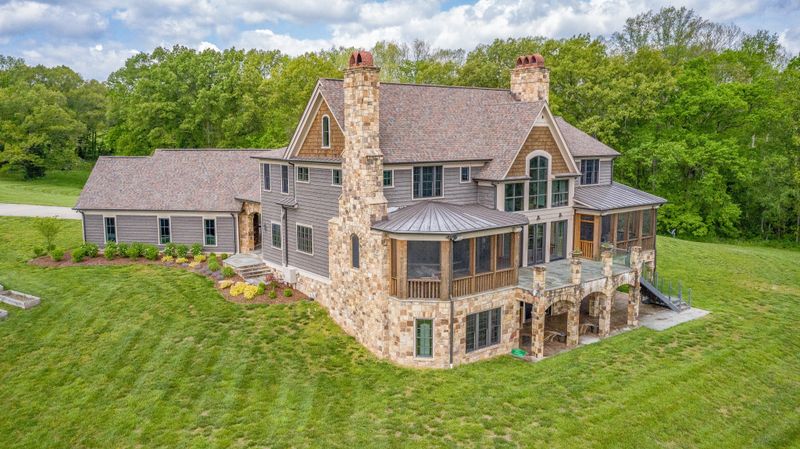 7459 Old Cox Pike, Fairview, TN 37062