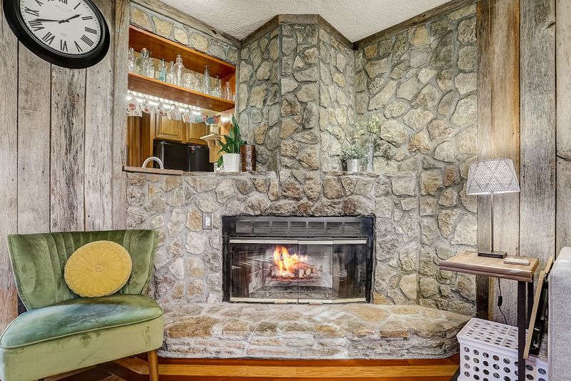 3916 W Valley Dr, Nashville, TN 37211